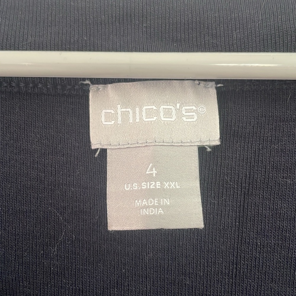 Chico’s V neck Navy Blue shirt size XXL - Picture 3 of 9